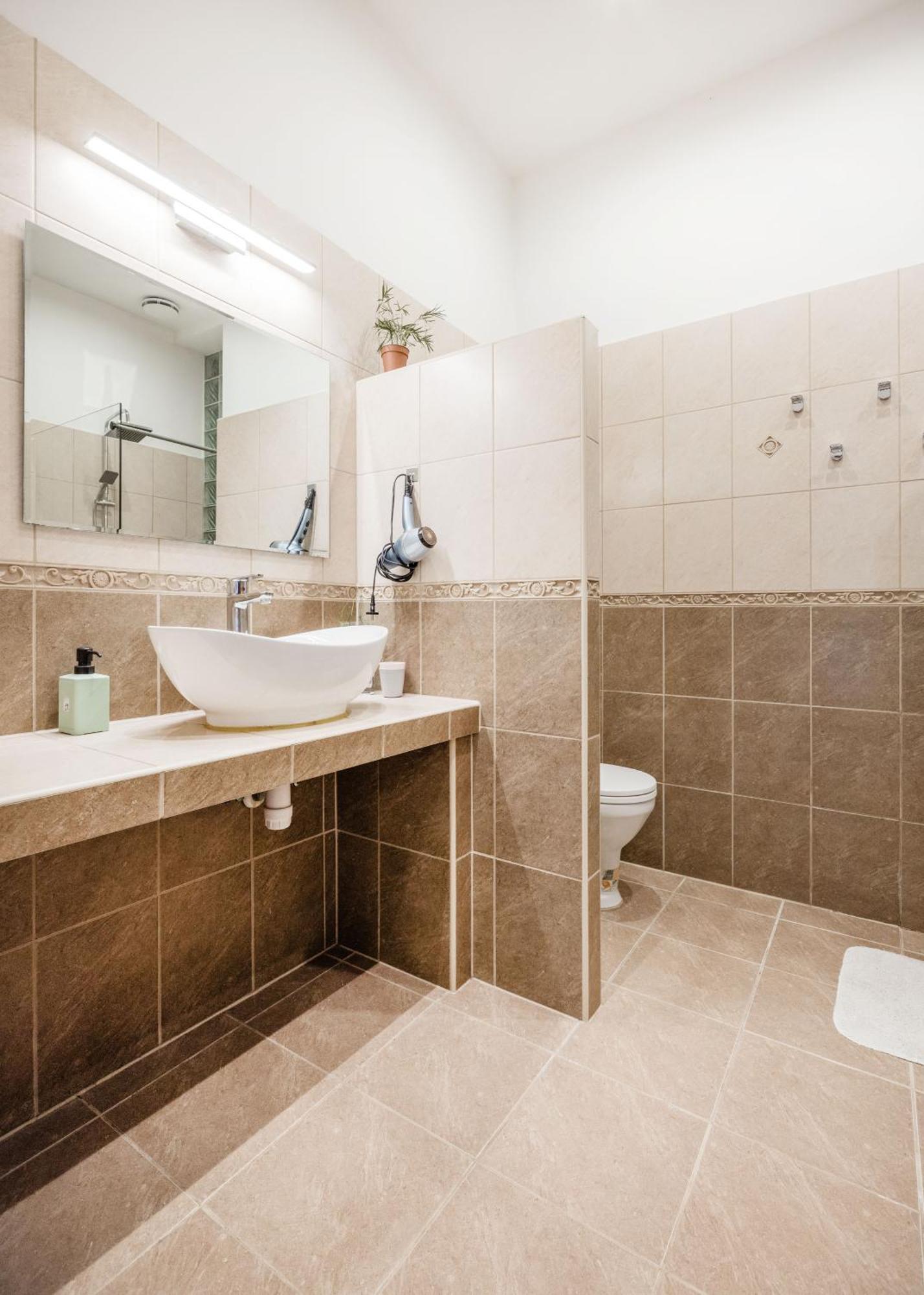 Апартаменты Modern Westend Citycenter *